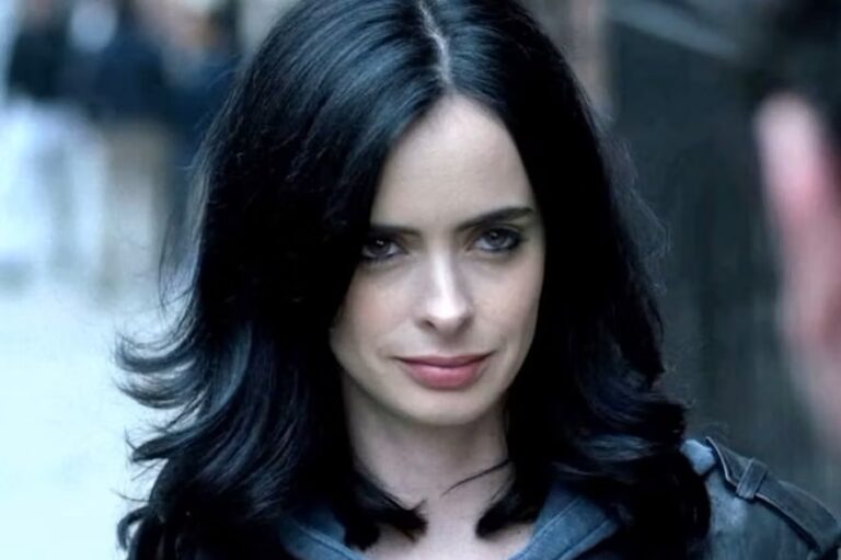 Fans of Jessica Jones are once more doubting the MCU’s return after seeing Krysten Ritter’s workout photos.