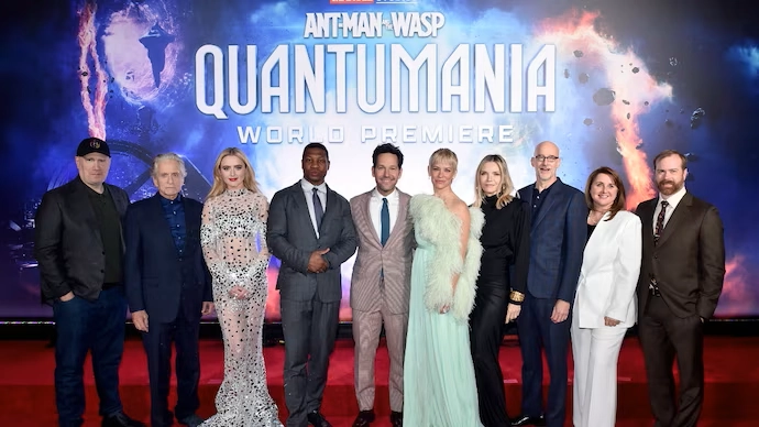 At the Ant-Man 3 premiere, Paul Rudd, Jonathan Majors, and others make stunning red carpet appearances.